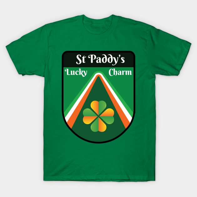 St Patrick's Day Retro Vintage 80s Shamrock T-Shirt by laverdeden